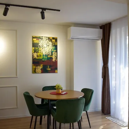 Dvor Lux Apartamento