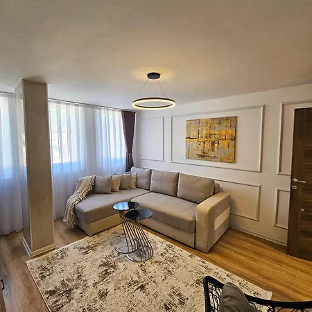 Dvor Lux Apartamento Novi Pazar